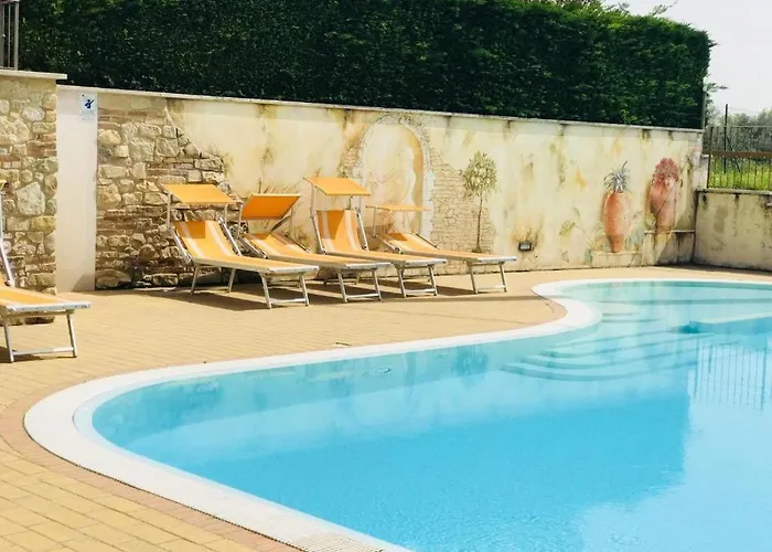 Il Timone Di Pacengo * Pacengo Di Lazise